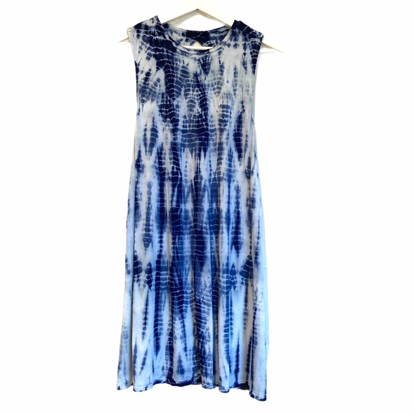KOY RESORT BLUE BEACH TWIST BACK DRESS SIZE MEDIUM - Picture 3 of 9